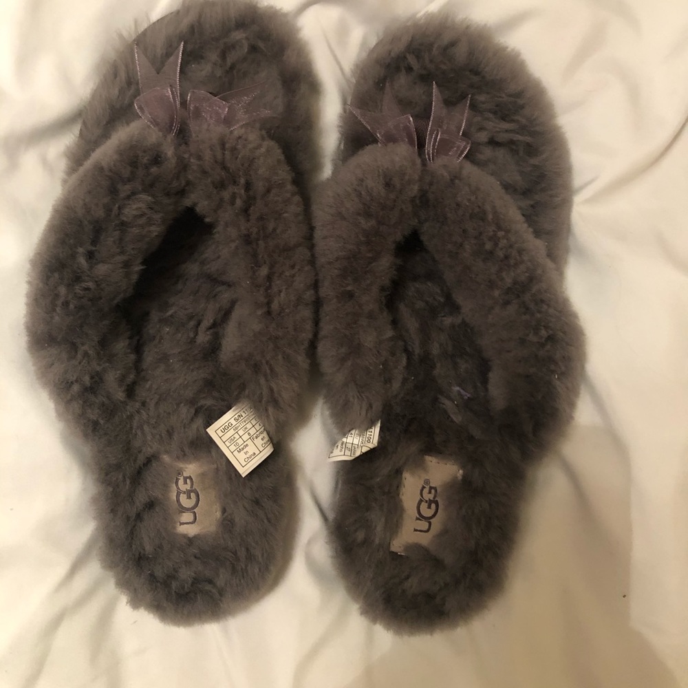 Size 10 Ugg Grey Slippers- barely used